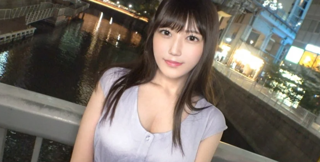 老师把腿抬高撕开白丝袜喷水视频-2022国语免费正片国语